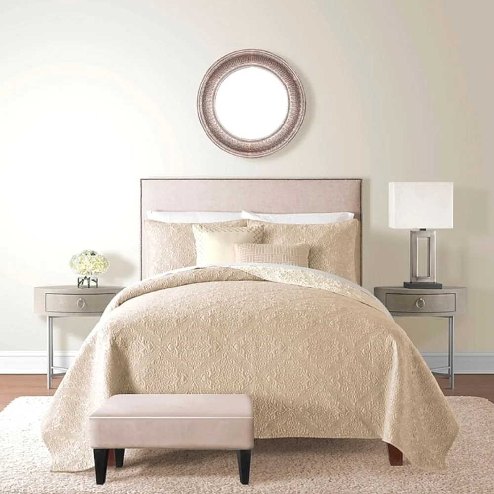 Medallion 4-Piece Reversible Twin Quilt  Bedding Set in Stone NWT